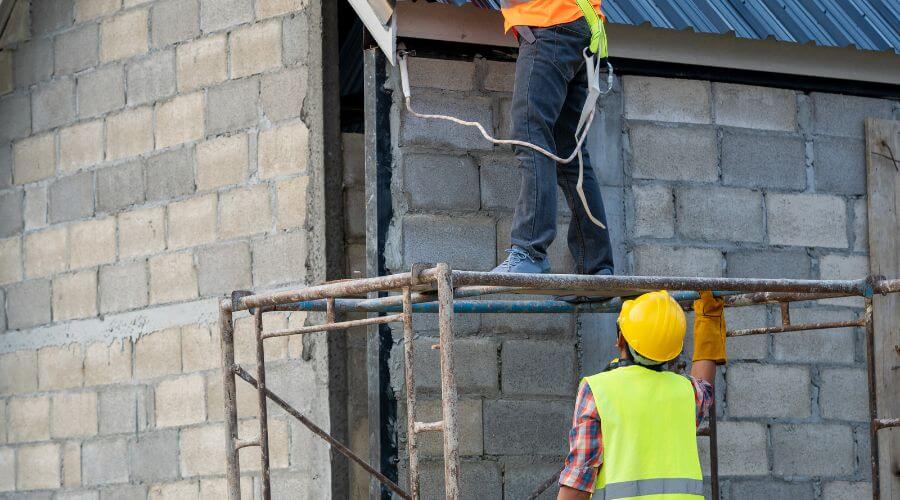 Expert Emergency Roof Repairs services in Cordova, NE